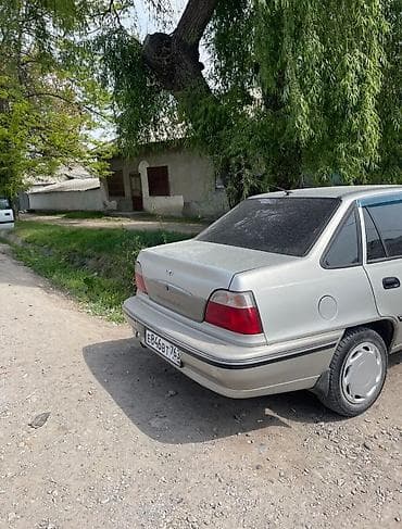 infinity fx35: Daewoo Nexia: 2001 г., 1.6 л, Механика, Бензин, Седан — 2