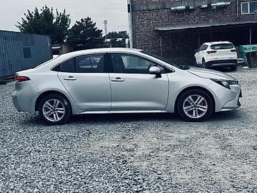 Toyota Levin: 2021 г., 1.8 л, Вариатор, Гибрид, Седан — 3