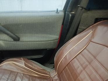 Продажа авто: Volkswagen Passat: 1991 г., 1.8 л, Механика, Бензин, Универсал — 10