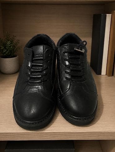 bb krem: 👟 Кожаные кеды/туфли — размер 30 Продам детскую обувь, размер 30 — 1