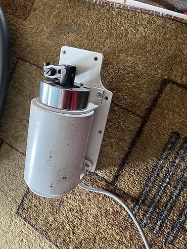 сварочный полуавтомат 2 в 1: Электродвигатель/привод с настенным кронштейном - Компактный — 1