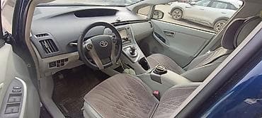 Транспорт: Toyota Prius: 2012 г., 1.8 л, Гибрид, Лифтбек — 3