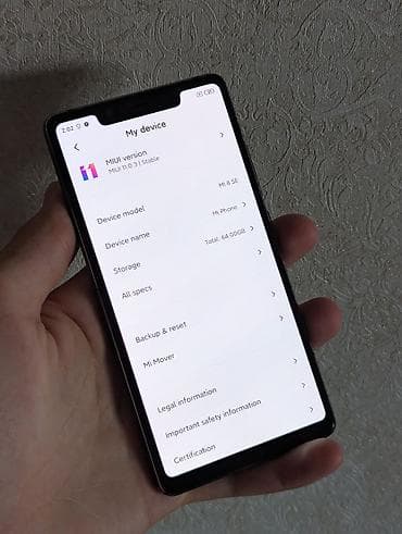 hitman 2: Xiaomi, Mi 8 SE, Б/у, 64 ГБ, цвет - Серый, 2 SIM — 3