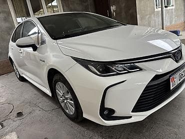 corolla: Toyota Corolla: 2021 г., 1.8 л, Вариатор, Гибрид, Седан — 2