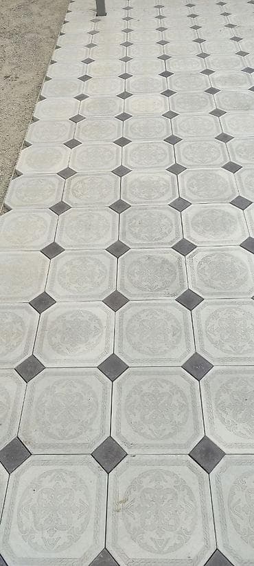 пальто 50 размер: Укладка тротуарной плитки и брусчатки под ключ - Профессиональный — 6