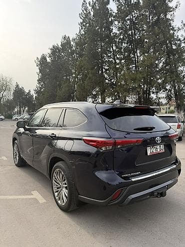 полик хайландер: Toyota Highlander: 2023 г., 2.5 л, Автомат, Гибрид, Кроссовер — 4