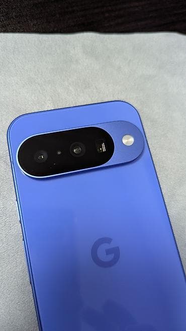 Техника жана электроника: Google Pixel 10, Колдонулган, 128 ГБ, түсү - Көк, eSIM — 7