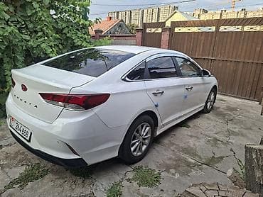 Hyundai Sonata: 2021 г., 2 л, Автомат, Газ, Седан — 3
