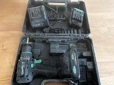инструменты электро: Аккумуляторная дрель‑шуруповерт DWT в фирменном кейсе. Комплектация — 2