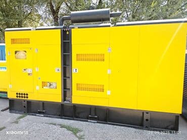 генератор маленький: Дизельный генератор в шумозащитном кожухе. - Мощность: 150 кВт — 3