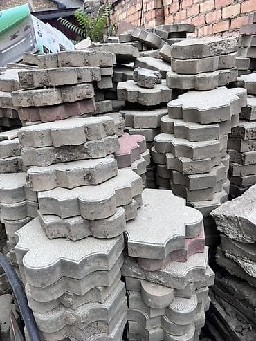 Үй жана бакча: Продаю брусчатки, состояние хорошее
130 квадратов — 1