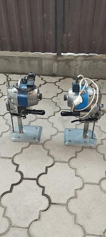 фацет: Зеркала в декоративных белых рамах - Два настенных зеркала — 2