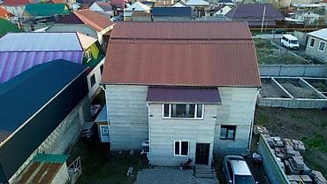 дом 3 этажа: Продаётся просторный двухэтажный дом с мансардой в частном секторе. - — 2