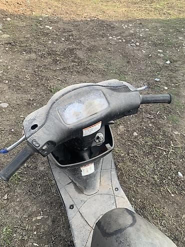 кел кел: Скутер түрү Suzuki, 50 куб. см, Бензин, Колдонулган — 1