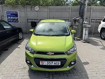 шевроле: Chevrolet Spark: 2015 г., 1 л, Вариатор, Бензин, Хэтчбэк — 2
