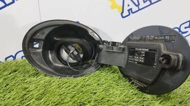 биндеры dsb с металлическим корпусом: Mercedes-Benz W164, лючок бензобака в сборе — 1