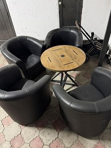 столы и стулья для кухни: Стол и стул для кафе, Б/у, Самовывоз — 1