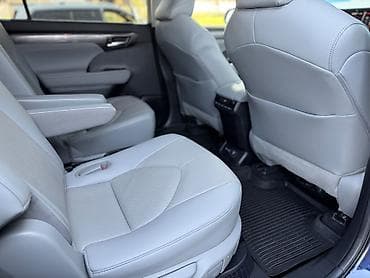 Унаа: Toyota Highlander: 2021 г., 2.5 л, Вариатор, Гибрид, Кроссовер — 10