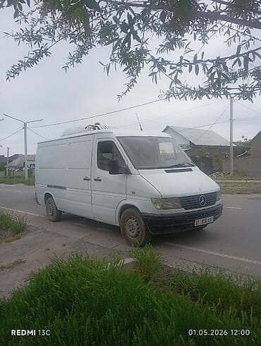 Mercedes-Benz Sprinter рефрижератор, белый фургон. Основные