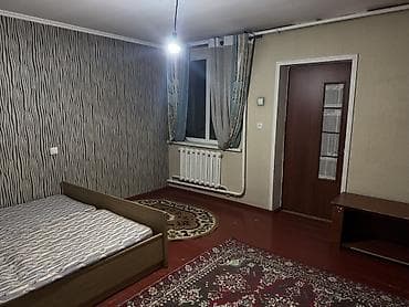дома на обмен: Сдаётся отдельная комната. Просторная, с высоким потолком и большим — 1