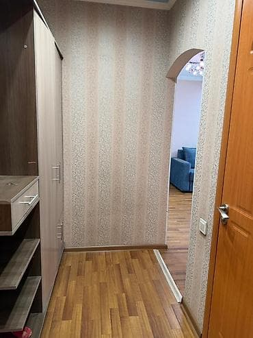 Батирлер: 2 бөлмө, 43 м², Хрущевка, 2 кабат — 6