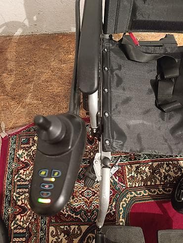 Медициналык кийим: Электрическая инвалидная коляска с джойстиковым управлением - — 6