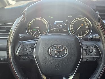 crown 2018: Toyota Camry: 2018 г., 2.5 л, Автомат, Гибрид, Седан — 8