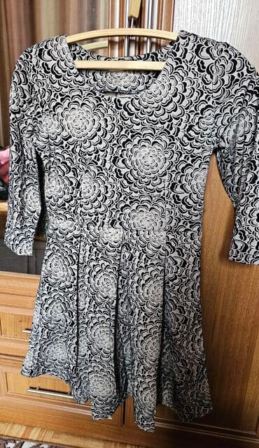 черное короткое платье с открытой спиной: Вечернее летнее платье. Размер: 42-44 — 1