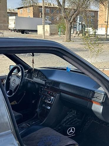 sprinter 315: Mercedes-Benz W124: 1994 г., 3.2 л, Автомат, Бензин, Седан — 8