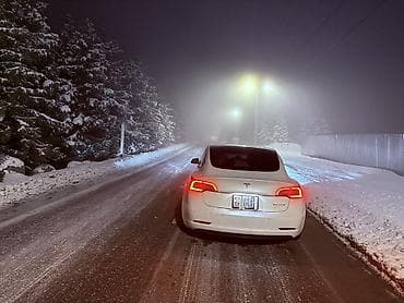 тесло авто: Tesla Model 3: 2022 г., Автомат, Электромобиль, Седан — 1