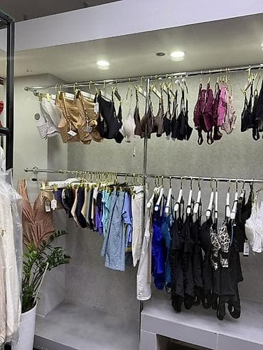швейний цех: Срочно сдаётся часть женского бутика! Сдаём одну сторону нашего — 4