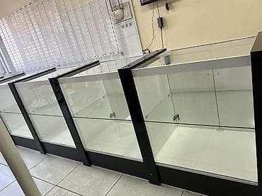 с бизнесом: Срочно продается ветрина — 1