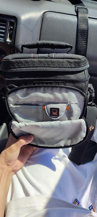 ош саат: Сумка для фотоаппарата Lowepro (наплечная) - Форм‑фактор: компактная — 3