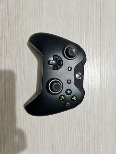 Компьютеры, ноутбуки и планшеты: Джойстик XBOX

Состояние отличное — 1