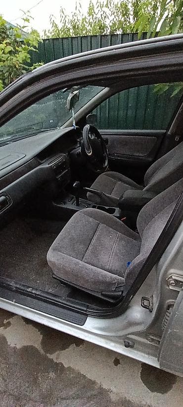 россия номер: Nissan Bluebird: 1999 г., 1.8 л, Автомат, Седан — 3