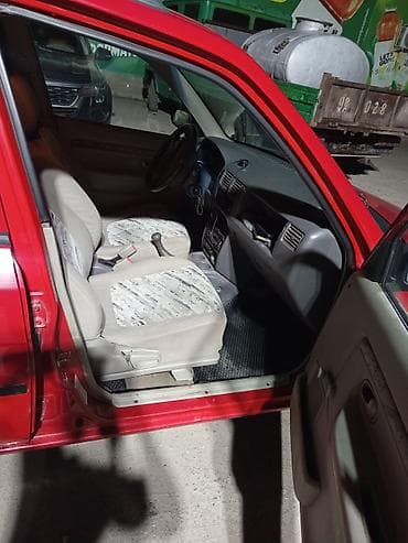 гак айон s: Mazda Demio: 1999 г., 1.3 л, Механика, Бензин, Хэтчбэк — 7