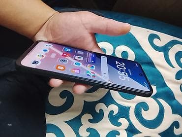 пока f7: POCO M7 (Xiaomi HyperOS) - Память: 256 ГБ встроенной, доступно ~34,8 — 3