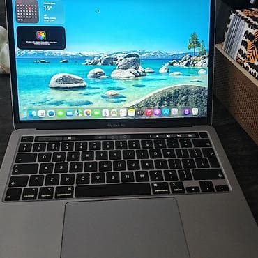 Продам MacBook Pro 2020 i7 16Gb 512Gb Полностью рабочий, установлена