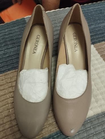 Женская обувь: Женская обувь — 3 пары 1) Туфли SANDRA VALERI, 36 размер,черные - — 7