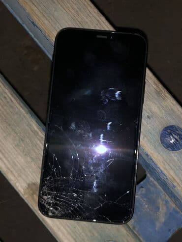 iphone трещина: IPhone 11 Pro, Б/у, 256 ГБ, Space Gray, Зарядное устройство, Чехол, Кабель, 86 % — 5