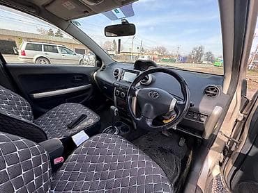 crv 5: Toyota Ist: 2003 г., 1.5 л, Автомат, Бензин, Хэтчбэк — 5