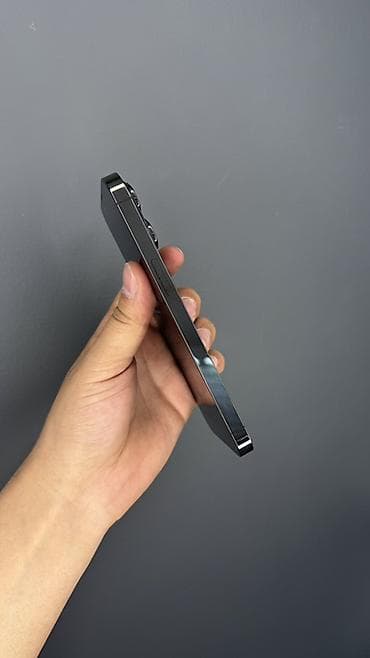 iphone 113: IPhone 13 Pro, Б/у, 128 ГБ, Графит, 81 % — 2