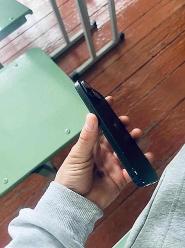 iphone 15 купить: IPhone 15, Б/у, 256 ГБ, Черный, Зарядное устройство, Защитное стекло, Чехол, 88 % — 8