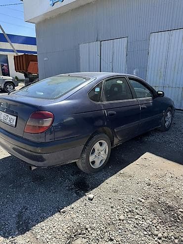 Продажа авто: Toyota Avensis: 2002 г., 2 л, Механика, Дизель, Лифтбек — 4