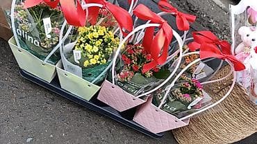 бумага упаковочная: Букеты из тюльпанов и композиции в подарочных коробках - Тюльпаны — 3