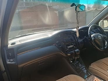 kluger: Toyota Kluger: 2001 г., Автомат, Кроссовер — 5