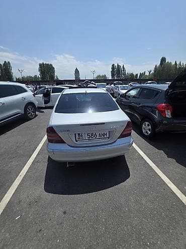 Mercedes-Benz C-Class: 2004 г., 1.8 л, Автомат, Бензин, Седан — 4