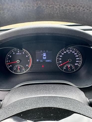 киа 2003: Kia K5: 2019 г., Автомат, Бензин, Седан — 8