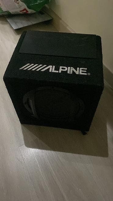 кронштейн на монитор: Сабвуфер Alpine в корпусе с встроенным усилителем - Бренд: Alpine - — 1