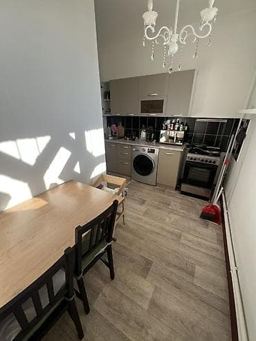 127: 4 комнаты, 80 м², 8 этаж — 4